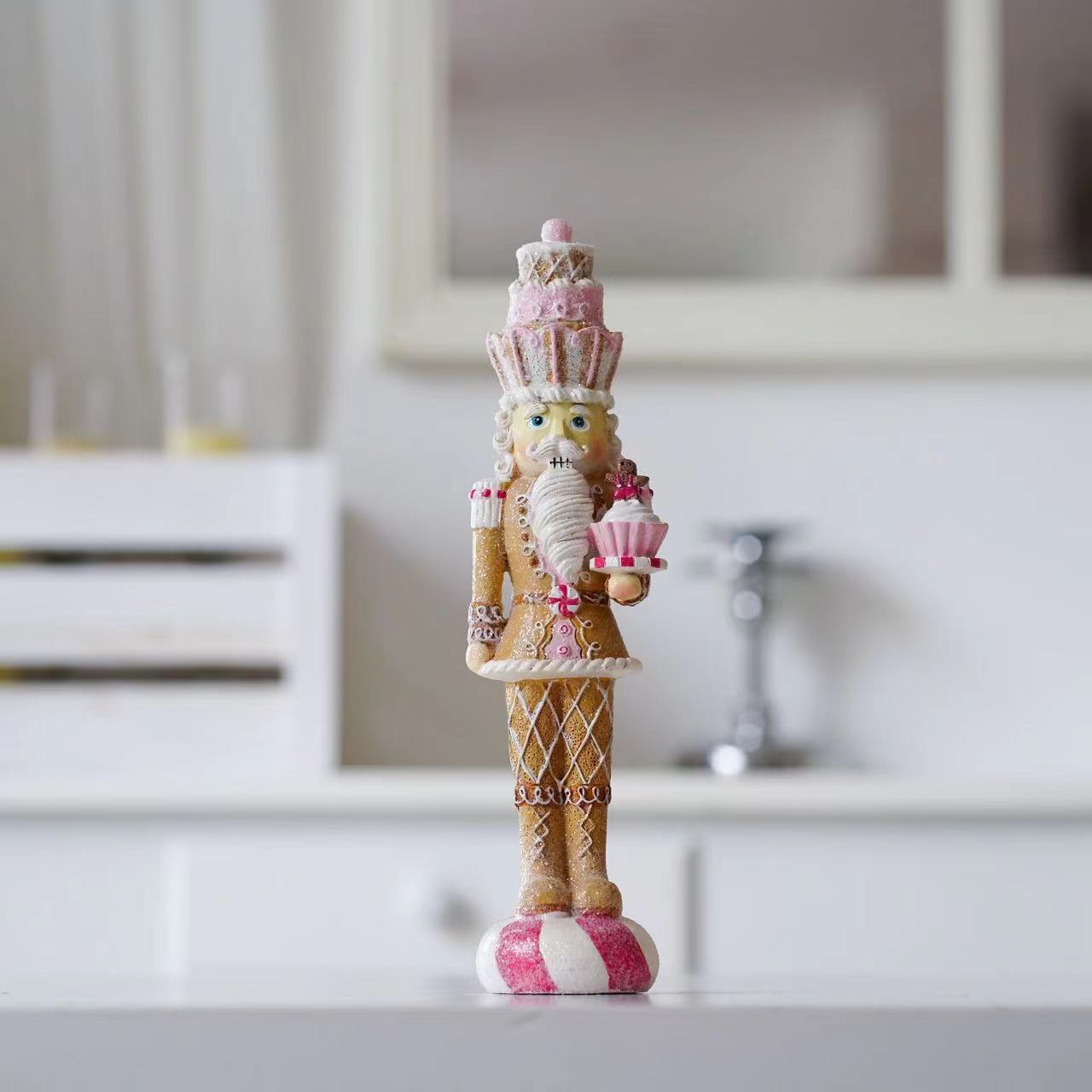 달콤한 핑크색 호두까기 인형 병정 피규어 인형 프랑스  - Nutcracker Figurine 리뷰 및 가격